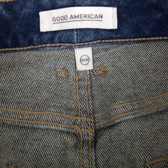 Good American Jean Mini Skirt size 12/31 - Picture 9 of 10